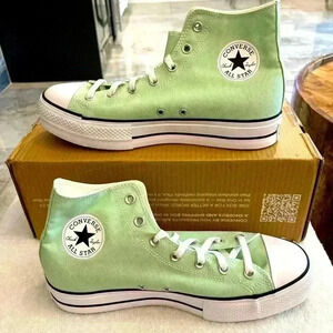 Conversé All Star Hi CTAS Green Men’s 10/ Women’s 12 Brand New